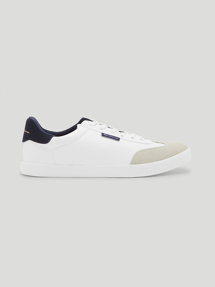 Fenton trainer