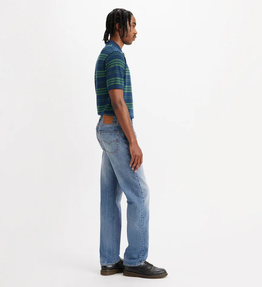 555 Relaxed Straight Indigo Champion